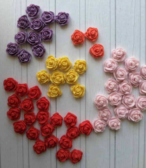 Фигурка из пластика "Розочка объемная", цвет по выбору  