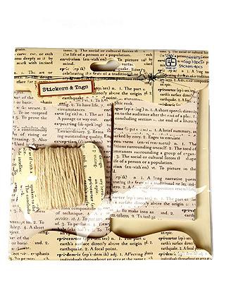 Набор тэгов и стикеров "Газетная статья" со шнуром