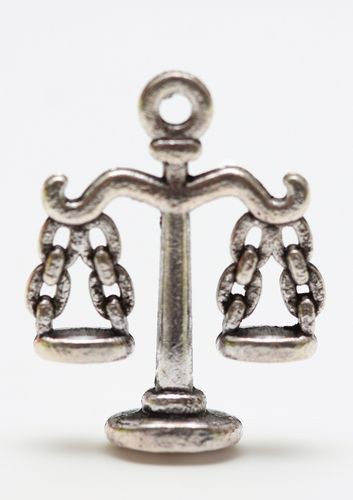 Металлическая подвеска 3D "Весы", цвет Античное серебро (Scrapberry's)  