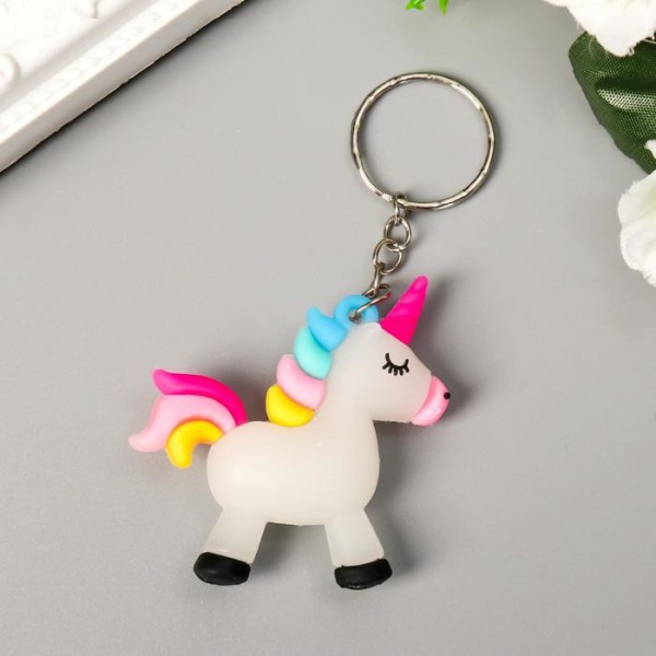 Брелок резиновый "Радужный единорог"