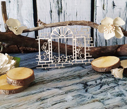 Украшение из чипборда "Окошко с вьюном" (Арт-студия Матрешка, Россия)