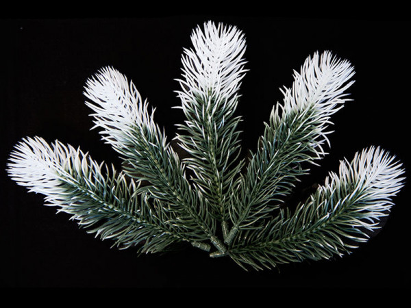 Ветка ели декоративная (пластик) "Иней", длина 14 см, 1 штука