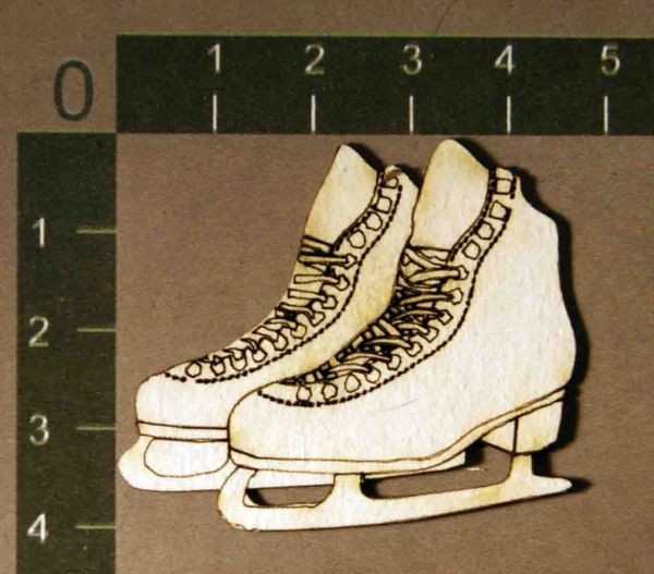 Фигура из чипборда с лазерной гравировкой "Коньки (фигурные)" (By Mama Yaga, Россия)  