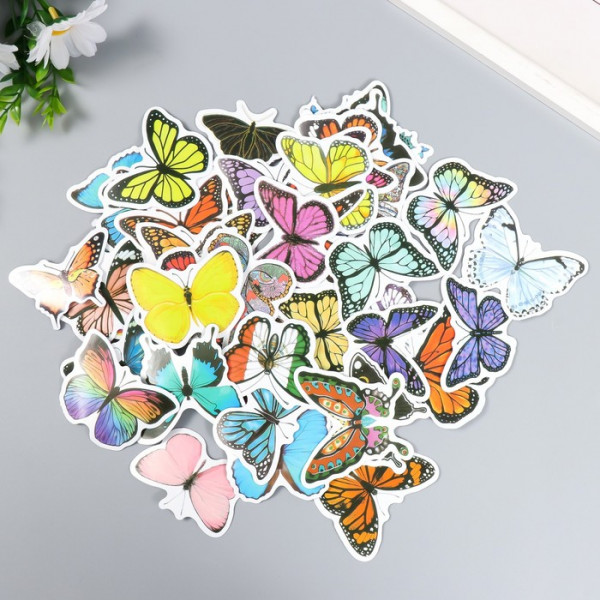 Набор декоративных бумажных наклеек "Нашествие бабочек", 50 штук (Китай)