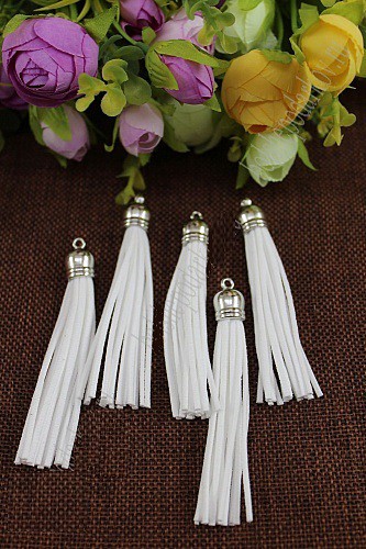 Декоративная кисточка замшевая длинная (8.5 см), цвет Белый/Серебро, 1 шт.