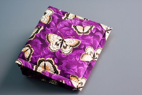 Заготовка-альбом в тканевой обложке, 8 листов, 15*15 см, рисунок Роскошные бабочки