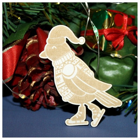 Фигурка из чипборда "Птичка на коньках" из коллекции "Новый год-2021", с лазерной гравировкой (Россия) 