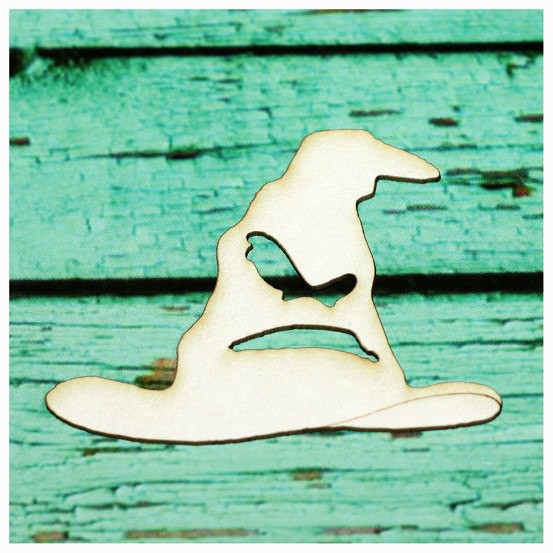 Фигурка из чипборда из коллекции "Гарри Поттер" Распределяющая шляпа (Россия)