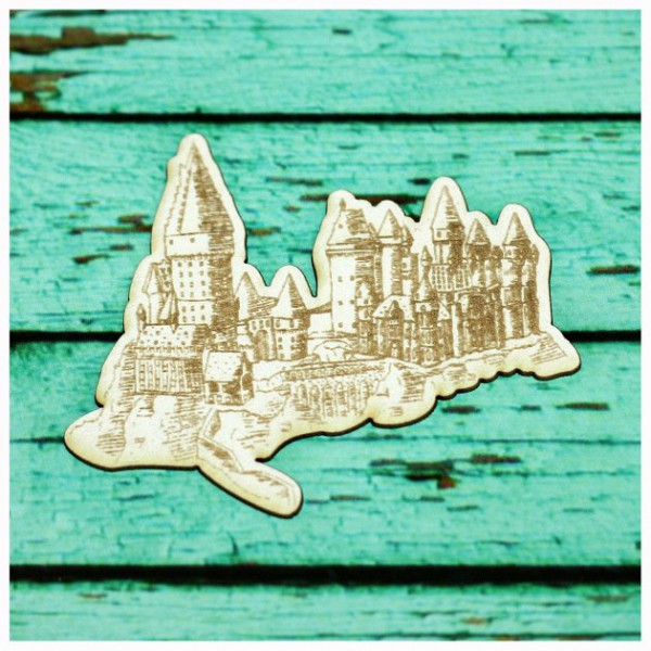 Фигурка из чипборда из коллекции "Гарри Поттер" Хогвардс (гравировка) (Россия)