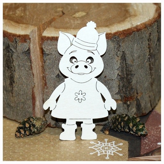 Фигура из чипборда "Хрюшка-девочка " (Россия)