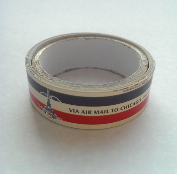 Дизайнерский бумажный скотч с принтом "Почта: из Парижа в Чикаго" 15мм*1,5 м (Magic Hobby)
