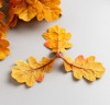 Декоративные листья дуба на веточке, 10 см, цвет Желтый (Астра) 