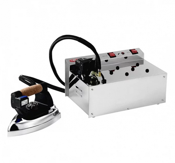 Парогенератор с утюгом Lelit PS 05/BSH (Италия)