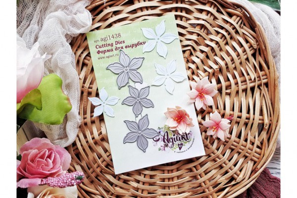 Нож для вырубки "Эльфийские цветы средние" (Agiart, Россия) 