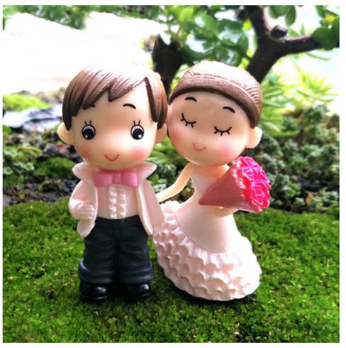 Миниатюрные фигурки "Дама и кавалер с цветами", 2 шт., высота 6 см