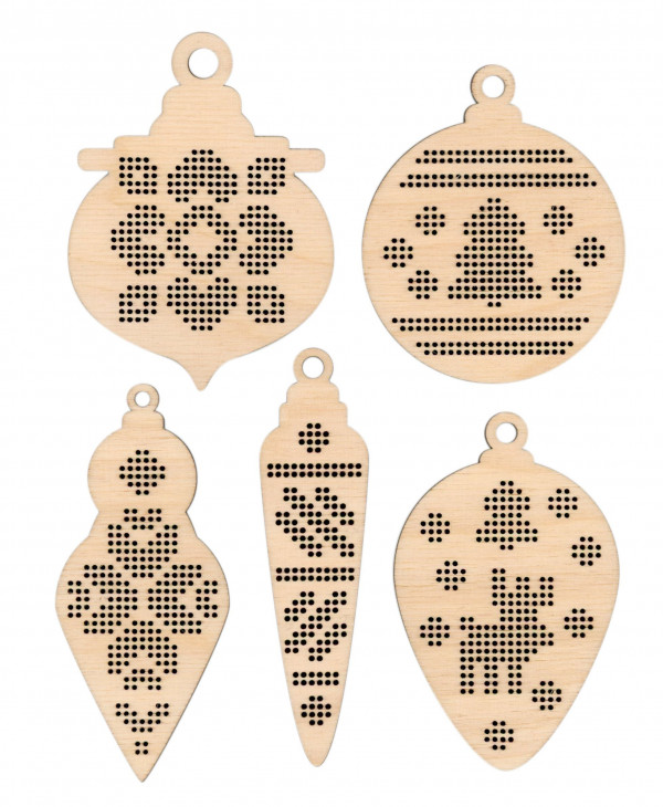 Набор для вышивки на деревянных заготовок "Новогодние игрушки" (М.П. Студия)