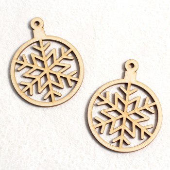 Деревянная подвеска "Шар со снежинкой", 2 шт., 63*79*3 мм  