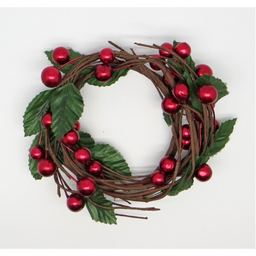 Декоративный "Ягодный венок" (Рукоделие)
