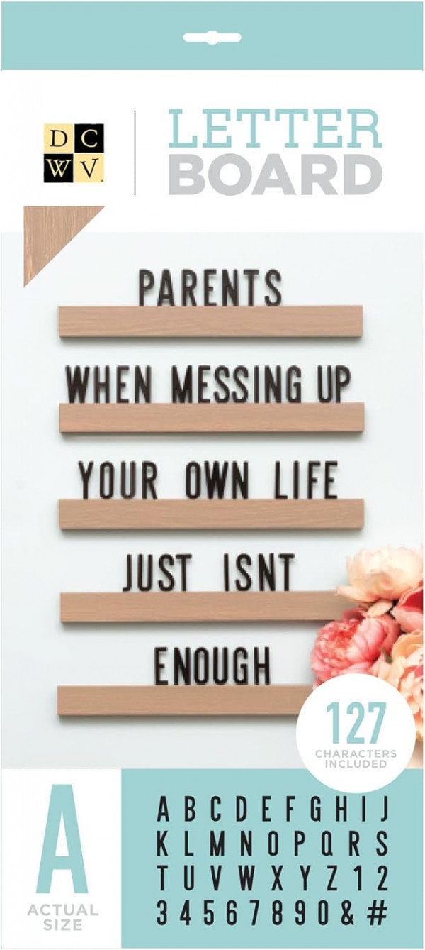 Доска-мудборд c буквами латинского алфавита, 127 элементов (DCWV)