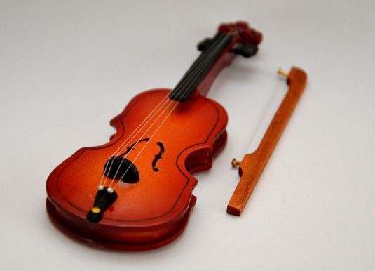 Миниатюрная Скрипка со смычком, 12 см, дерево 