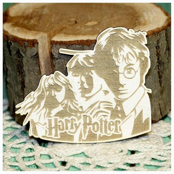 Фигурка из чипборда из коллекции "Гарри Поттер" Гарри с друзьями (Россия)