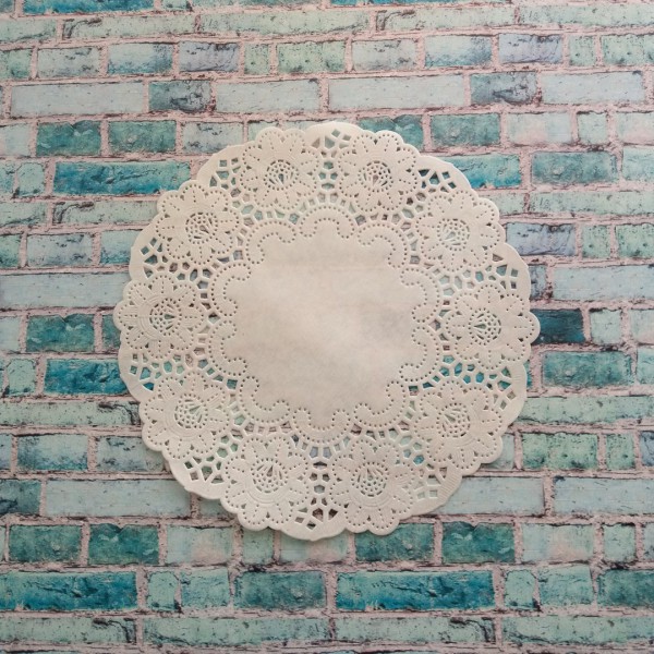 Ажурная бумажная салфетка "Цветы", 16,5 см, 1 шт.